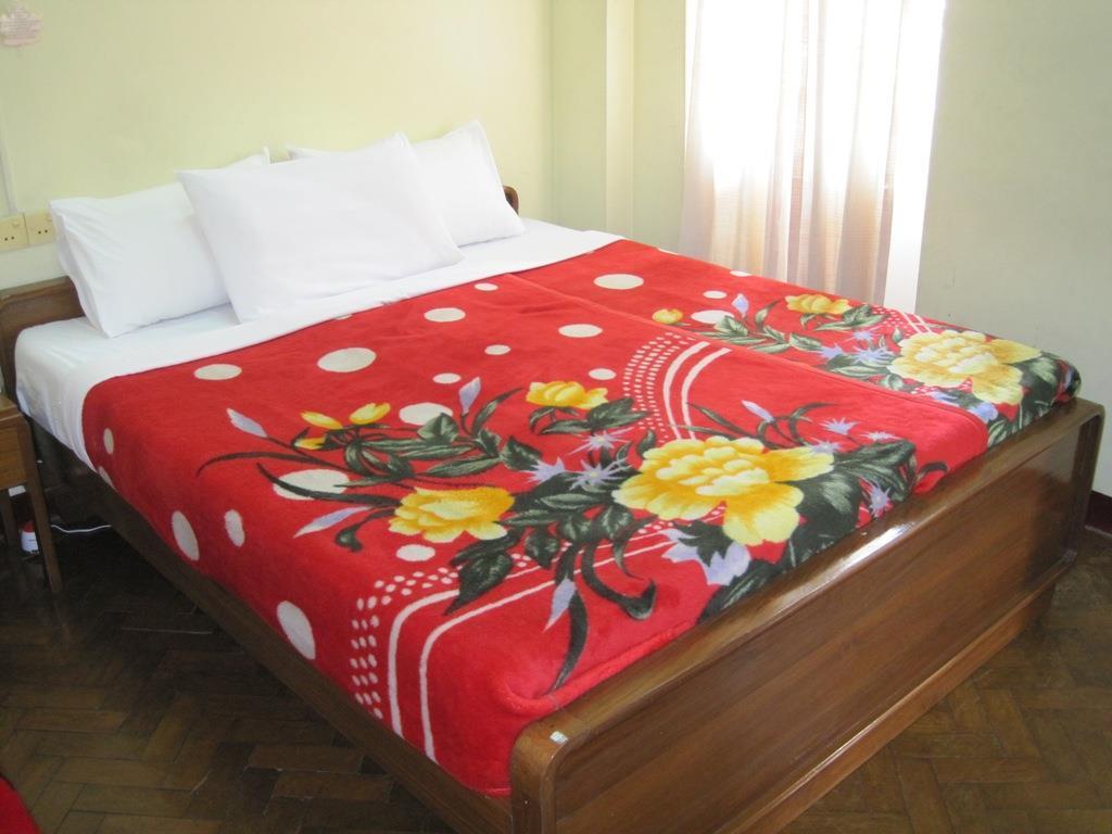 Golden Guest Inn Rangoon Eksteriør billede