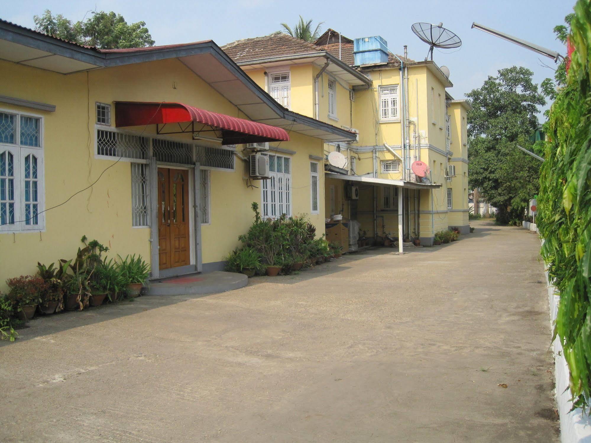Golden Guest Inn Rangoon Eksteriør billede
