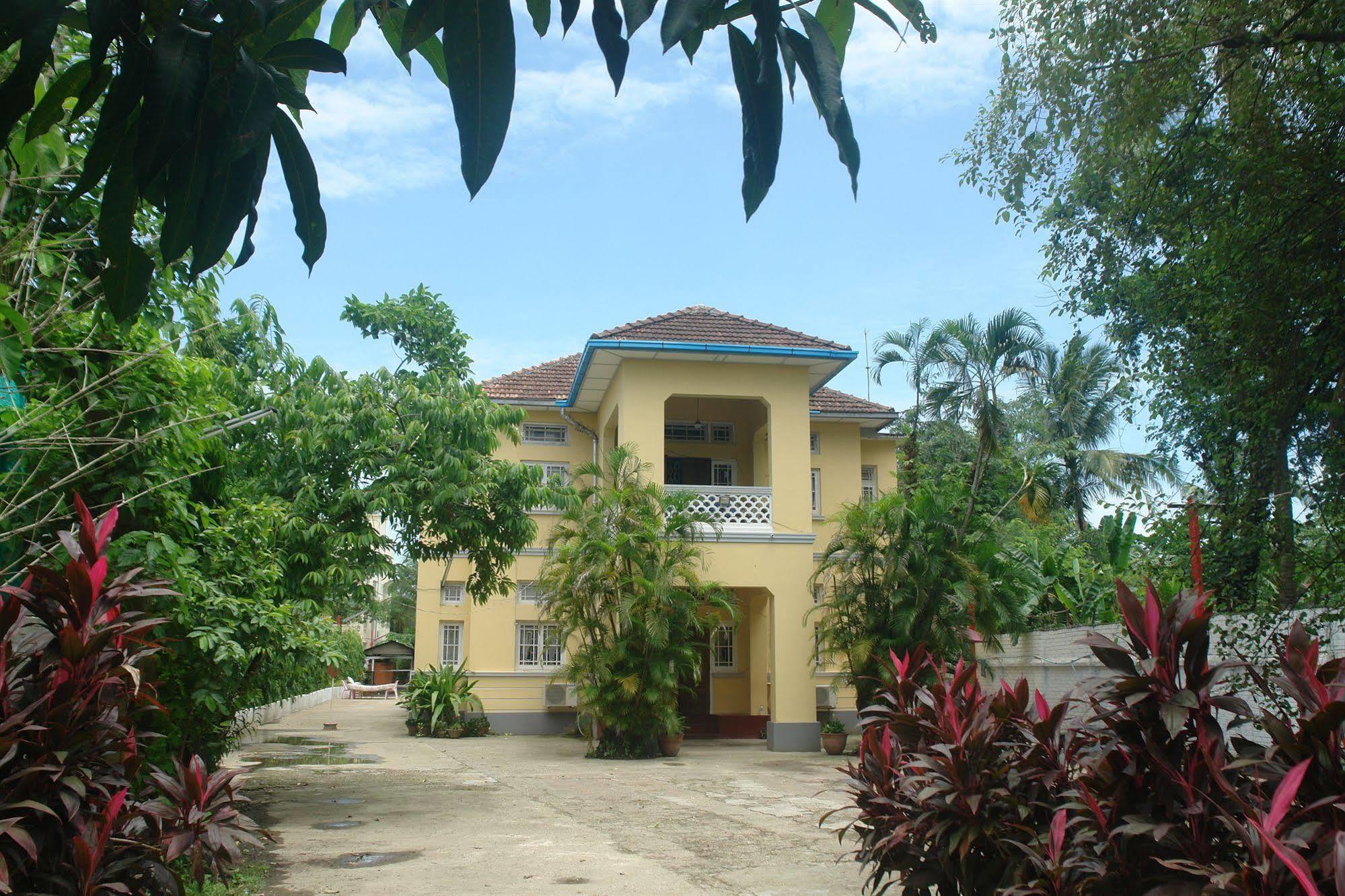 Golden Guest Inn Rangoon Eksteriør billede