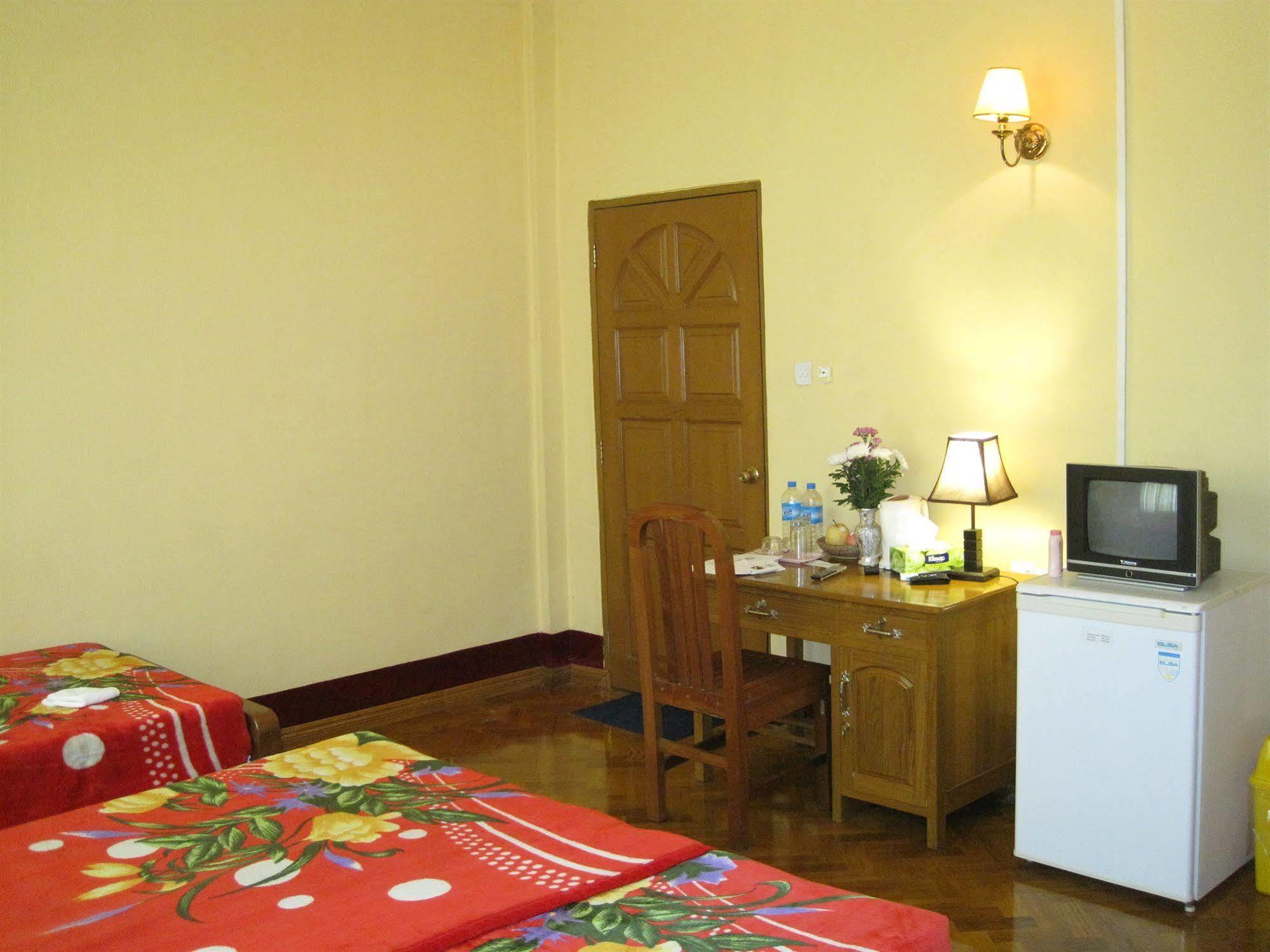 Golden Guest Inn Rangoon Eksteriør billede