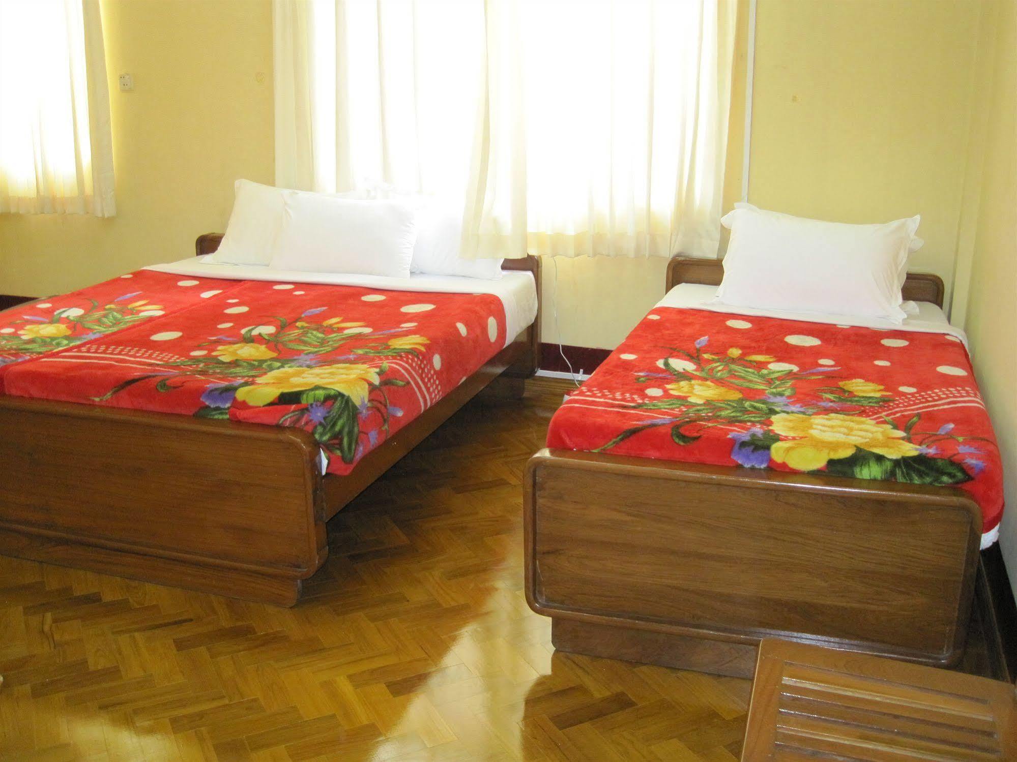 Golden Guest Inn Rangoon Eksteriør billede